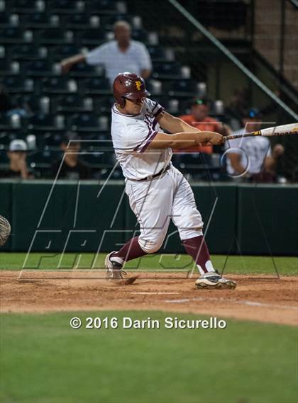 Thumbnail 3 in Mountain Ridge vs. Mountain Pointe (AIA D1 Playoff) photogallery.