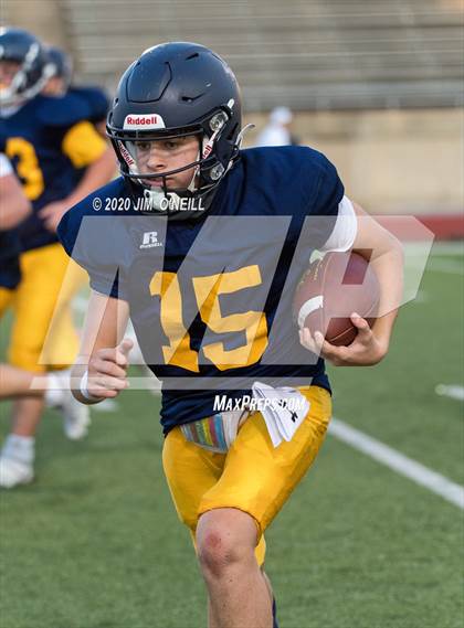 Thumbnail 3 in Highland Park @ Coppell (B Teams) photogallery.