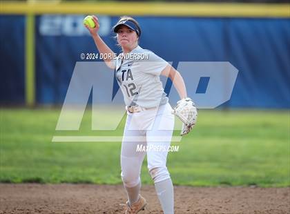 Thumbnail 2 in Vista del Lago @ Oak Ridge photogallery.