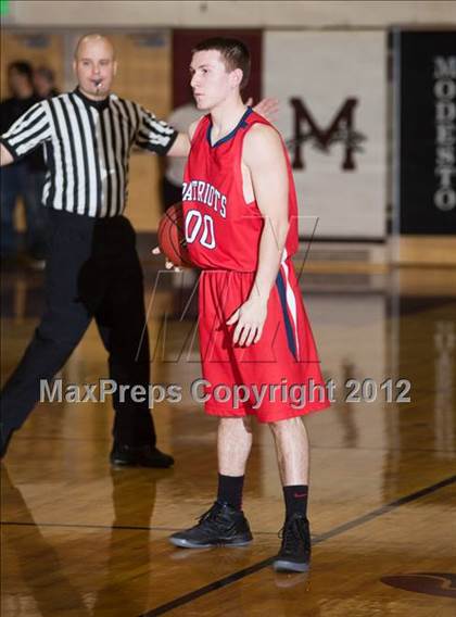 Thumbnail 2 in Beyer @ Modesto photogallery.