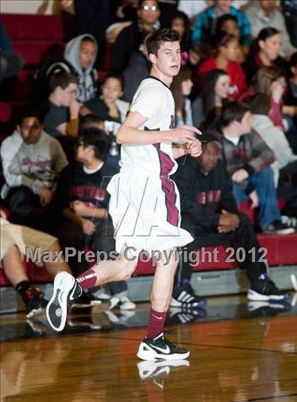 Thumbnail 1 in Beyer @ Modesto photogallery.