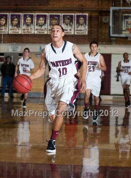 Thumbnail 1 in Beyer @ Modesto photogallery.