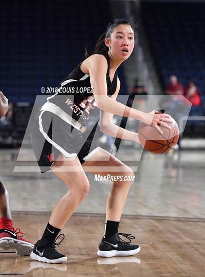 Thumbnail 3 in Etiwanda vs. Harvard-Westlake (CIF SS Open DIV Semi Final) photogallery.