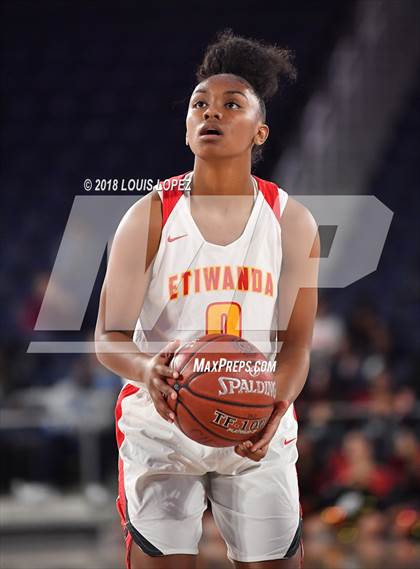 Thumbnail 1 in Etiwanda vs. Harvard-Westlake (CIF SS Open DIV Semi Final) photogallery.