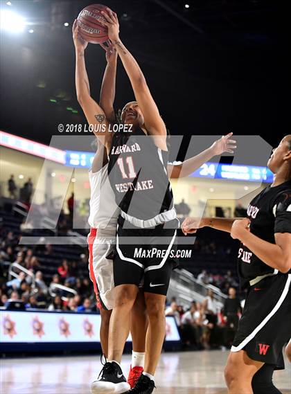 Thumbnail 3 in Etiwanda vs. Harvard-Westlake (CIF SS Open DIV Semi Final) photogallery.