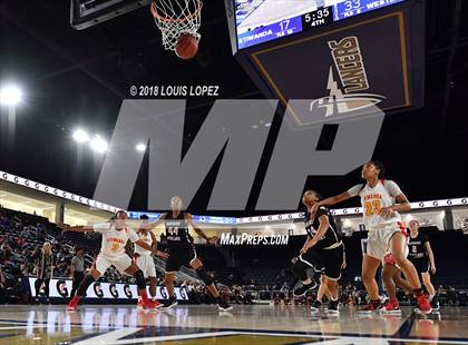 Thumbnail 1 in Etiwanda vs. Harvard-Westlake (CIF SS Open DIV Semi Final) photogallery.