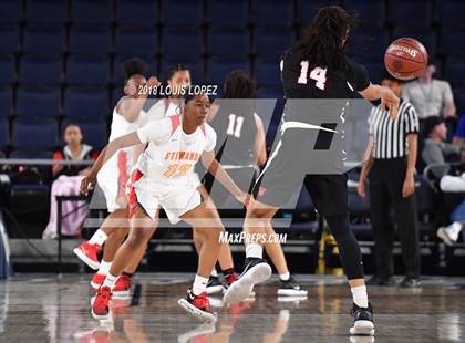 Thumbnail 2 in Etiwanda vs. Harvard-Westlake (CIF SS Open DIV Semi Final) photogallery.