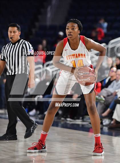 Thumbnail 2 in Etiwanda vs. Harvard-Westlake (CIF SS Open DIV Semi Final) photogallery.