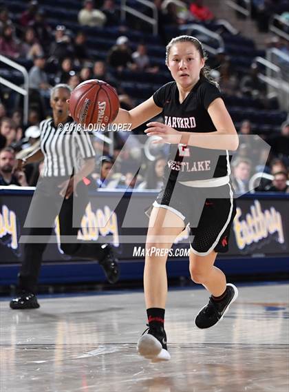 Thumbnail 3 in Etiwanda vs. Harvard-Westlake (CIF SS Open DIV Semi Final) photogallery.