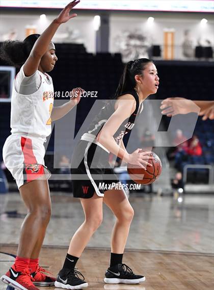 Thumbnail 1 in Etiwanda vs. Harvard-Westlake (CIF SS Open DIV Semi Final) photogallery.