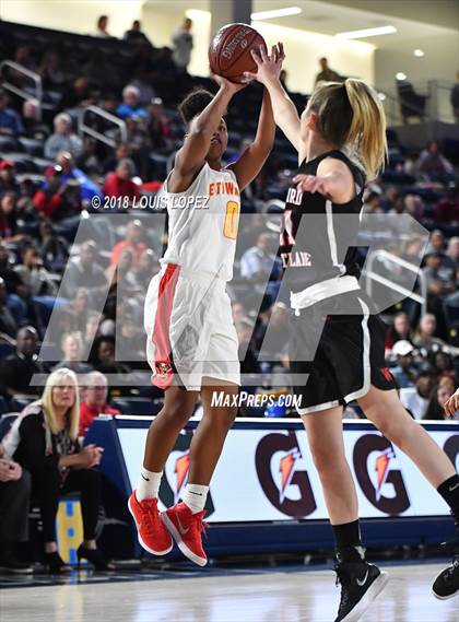 Thumbnail 2 in Etiwanda vs. Harvard-Westlake (CIF SS Open DIV Semi Final) photogallery.