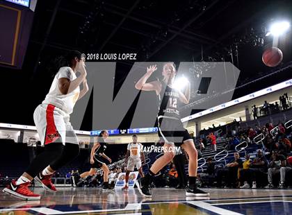 Thumbnail 1 in Etiwanda vs. Harvard-Westlake (CIF SS Open DIV Semi Final) photogallery.