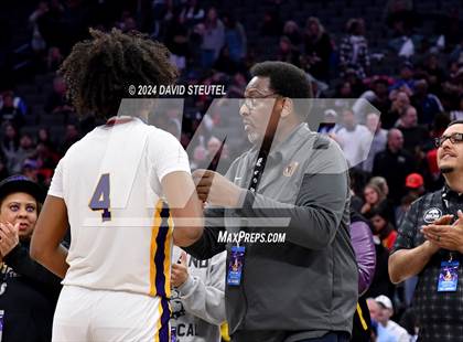 Thumbnail 1 in Centennial vs. Oakland Tech (CIF State D2 Final) photogallery.