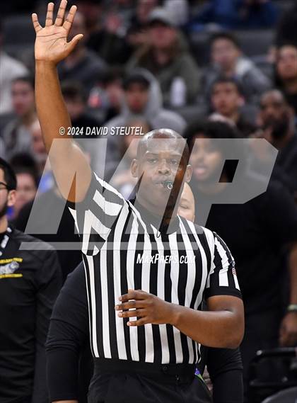 Thumbnail 1 in Centennial vs. Oakland Tech (CIF State D2 Final) photogallery.