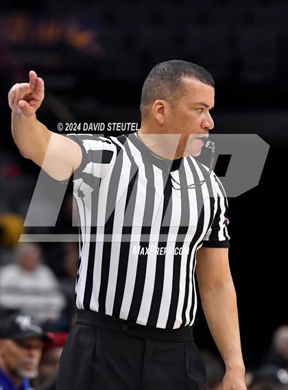 Thumbnail 2 in Centennial vs. Oakland Tech (CIF State D2 Final) photogallery.