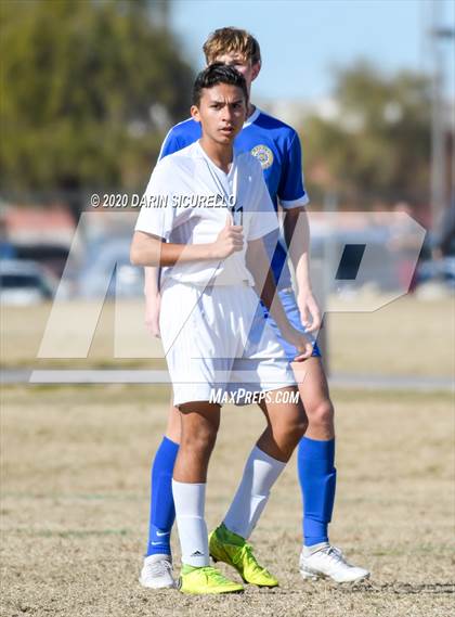 Thumbnail 2 in Mountain Ridge vs. Marana (Bohdie Larson Celebration Classic) photogallery.