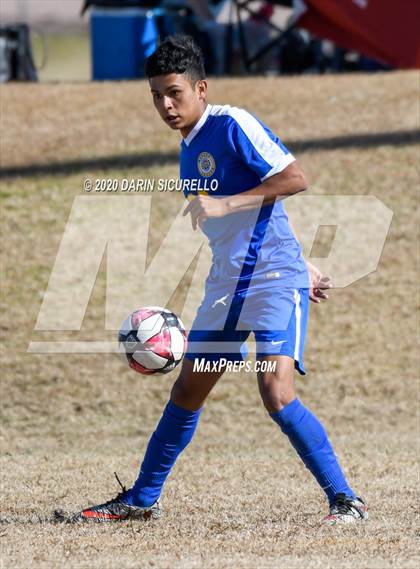 Thumbnail 1 in Mountain Ridge vs. Marana (Bohdie Larson Celebration Classic) photogallery.