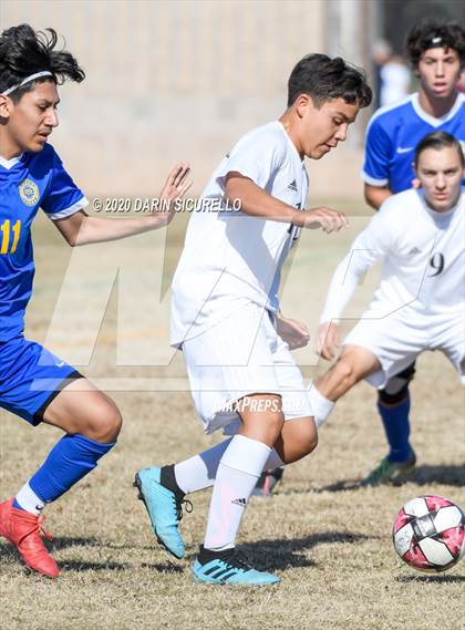 Thumbnail 1 in Mountain Ridge vs. Marana (Bohdie Larson Celebration Classic) photogallery.