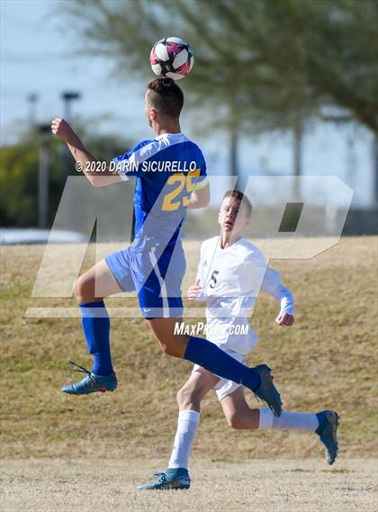 Thumbnail 3 in Mountain Ridge vs. Marana (Bohdie Larson Celebration Classic) photogallery.