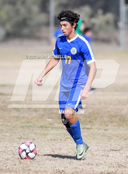 Thumbnail 3 in Mountain Ridge vs. Marana (Bohdie Larson Celebration Classic) photogallery.