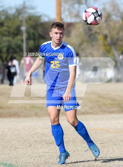 Thumbnail 1 in Mountain Ridge vs. Marana (Bohdie Larson Celebration Classic) photogallery.