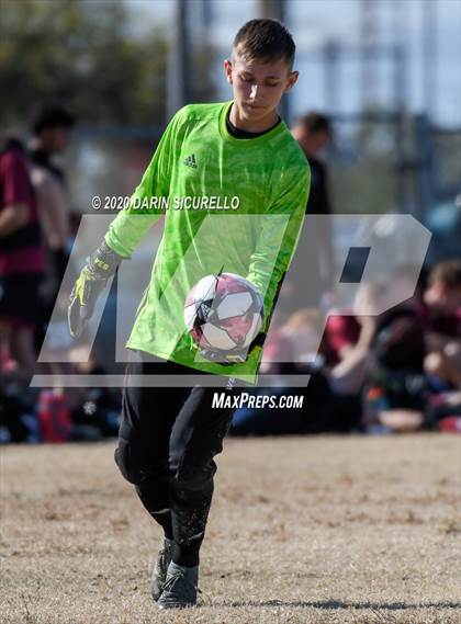 Thumbnail 1 in Mountain Ridge vs. Marana (Bohdie Larson Celebration Classic) photogallery.