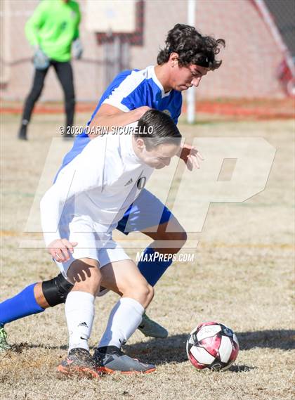 Thumbnail 3 in Mountain Ridge vs. Marana (Bohdie Larson Celebration Classic) photogallery.