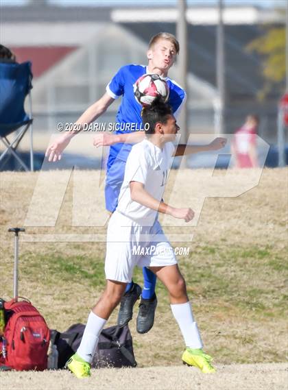 Thumbnail 1 in Mountain Ridge vs. Marana (Bohdie Larson Celebration Classic) photogallery.