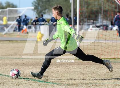 Thumbnail 1 in Mountain Ridge vs. Marana (Bohdie Larson Celebration Classic) photogallery.