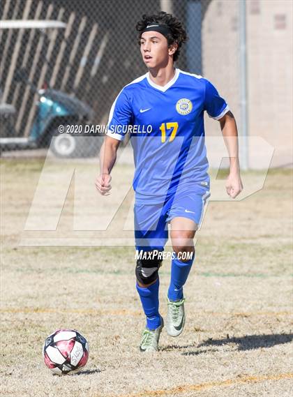 Thumbnail 2 in Mountain Ridge vs. Marana (Bohdie Larson Celebration Classic) photogallery.