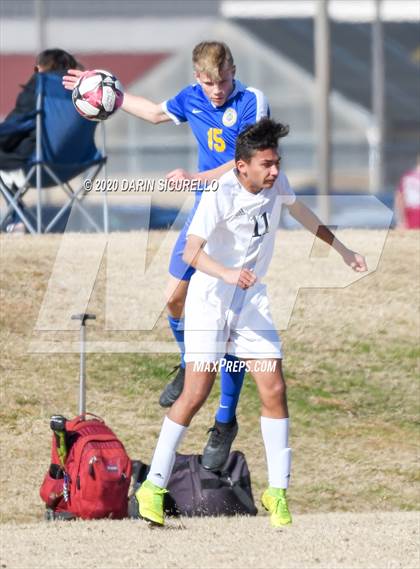 Thumbnail 2 in Mountain Ridge vs. Marana (Bohdie Larson Celebration Classic) photogallery.