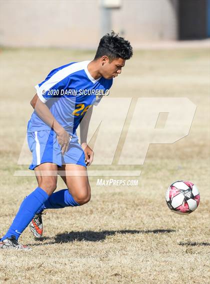 Thumbnail 1 in Mountain Ridge vs. Marana (Bohdie Larson Celebration Classic) photogallery.