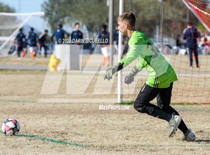 Thumbnail 3 in Mountain Ridge vs. Marana (Bohdie Larson Celebration Classic) photogallery.