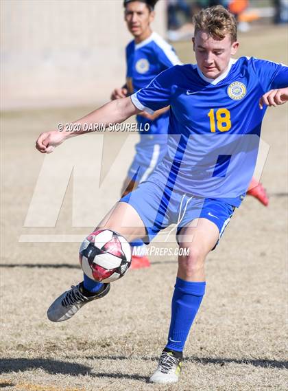 Thumbnail 3 in Mountain Ridge vs. Marana (Bohdie Larson Celebration Classic) photogallery.