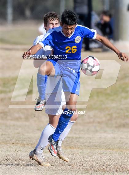 Thumbnail 1 in Mountain Ridge vs. Marana (Bohdie Larson Celebration Classic) photogallery.