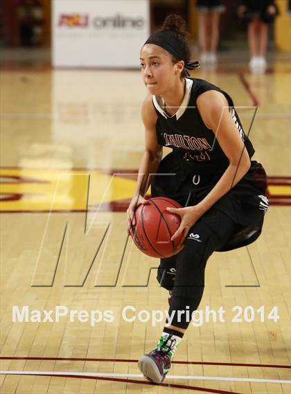 Thumbnail 2 in Hamilton vs. Westview  (AIA D1 Semifinal) photogallery.
