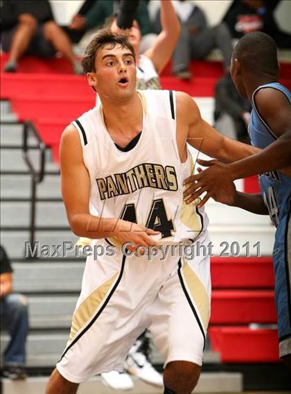 Thumbnail 3 in Palos Verdes Peninsula vs. Carson (Westchester Classic) photogallery.