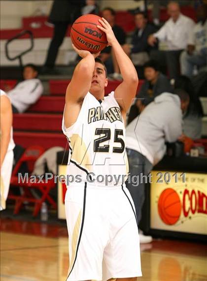Thumbnail 1 in Palos Verdes Peninsula vs. Carson (Westchester Classic) photogallery.