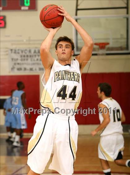 Thumbnail 1 in Palos Verdes Peninsula vs. Carson (Westchester Classic) photogallery.