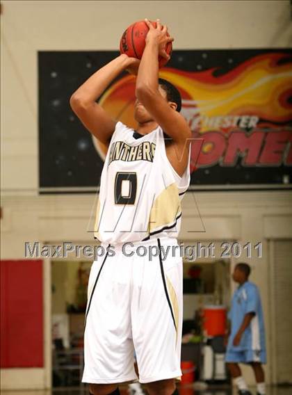 Thumbnail 2 in Palos Verdes Peninsula vs. Carson (Westchester Classic) photogallery.