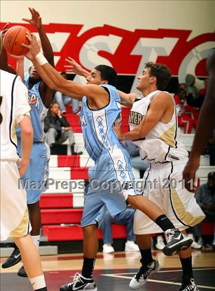 Thumbnail 2 in Palos Verdes Peninsula vs. Carson (Westchester Classic) photogallery.