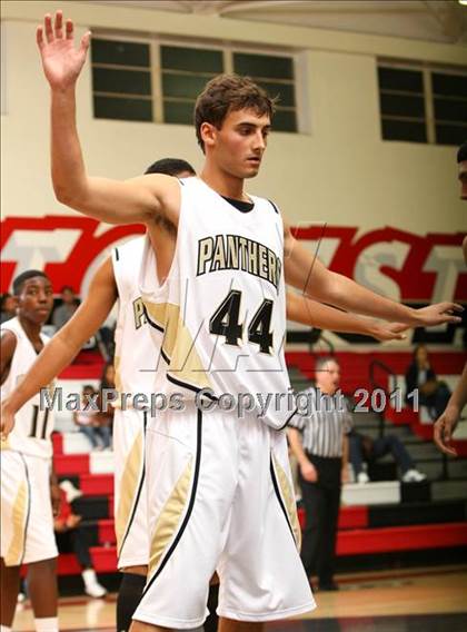 Thumbnail 3 in Palos Verdes Peninsula vs. Carson (Westchester Classic) photogallery.