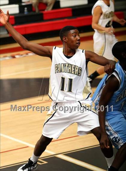 Thumbnail 3 in Palos Verdes Peninsula vs. Carson (Westchester Classic) photogallery.