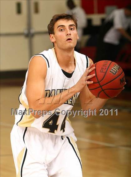 Thumbnail 2 in Palos Verdes Peninsula vs. Carson (Westchester Classic) photogallery.