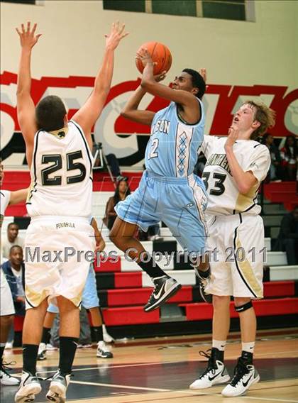Thumbnail 1 in Palos Verdes Peninsula vs. Carson (Westchester Classic) photogallery.