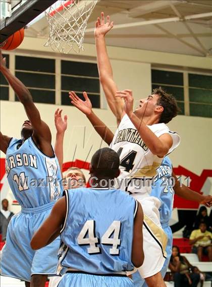 Thumbnail 2 in Palos Verdes Peninsula vs. Carson (Westchester Classic) photogallery.