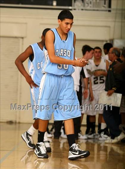 Thumbnail 2 in Palos Verdes Peninsula vs. Carson (Westchester Classic) photogallery.