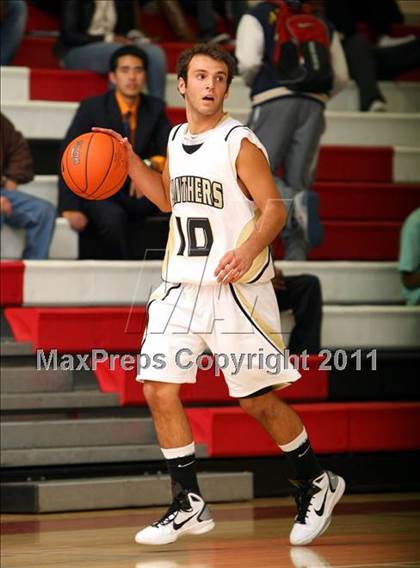Thumbnail 1 in Palos Verdes Peninsula vs. Carson (Westchester Classic) photogallery.