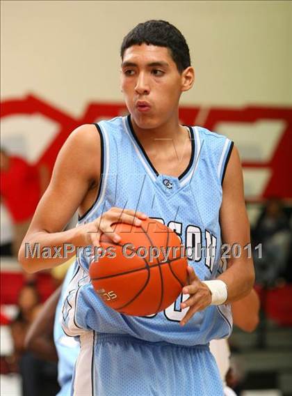 Thumbnail 1 in Palos Verdes Peninsula vs. Carson (Westchester Classic) photogallery.