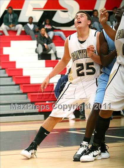Thumbnail 3 in Palos Verdes Peninsula vs. Carson (Westchester Classic) photogallery.